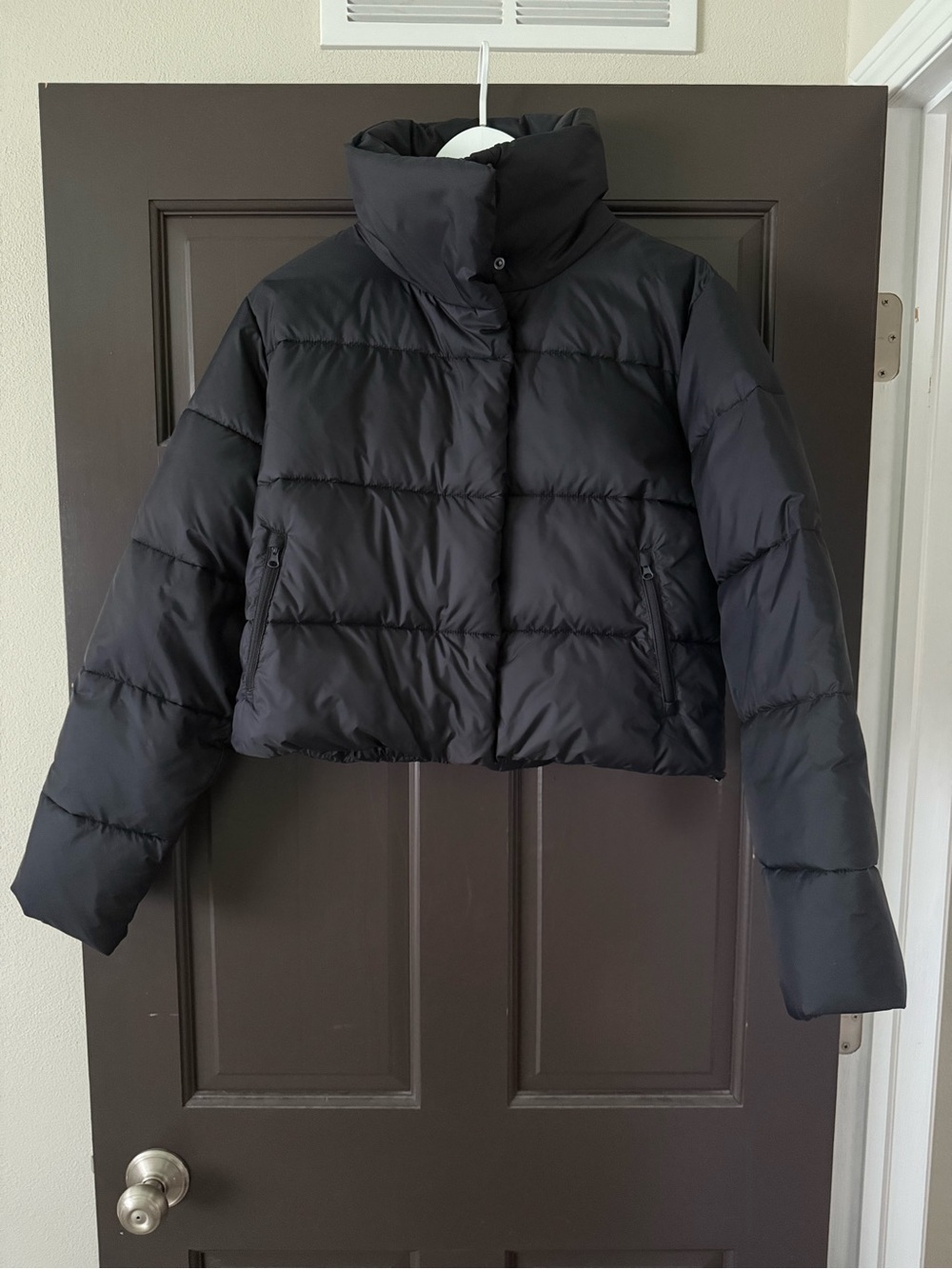ALO Yoga Gold Rush Black Puffer Jacket Winter Coat S Small